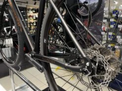 BERRIA Belador Allroad HP Vélo Gravel Gold Ivory/Black Ebony 2023 -BMC Soldes Boutique berria belador allroad hp velo gravel gold ivoryblack ebony 2023 5