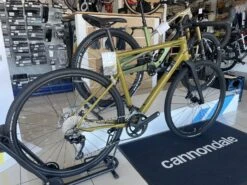 CANNONDALE Topstone 2 Vélo Gravel Olive Green 2023 -BMC Soldes Boutique cannondale topstone 2 velo gravel olive green 2023 3