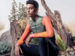 GOBIK SuperCobble Borneo Maillot Manche Longue Cold 2023 6 GOBIK SuperCobble Borneo Maillot Manche Longue Cold 2023 -BMC Soldes Boutique gobik supercobble borneo maillot manche longue cold 2023 2