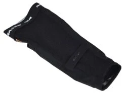 RACER Genouillères VTT Mountain Knee 2 D30 -BMC Soldes Boutique racer genouilleres vtt mountain knee 2 d30 2